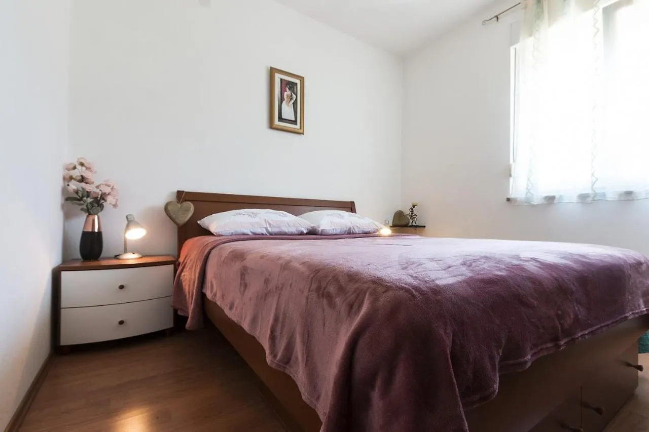 פולה Apartment Carmen קרואטיה